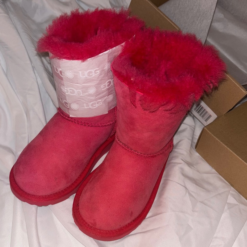 UGG Bailey Bow II Hotpink Boots